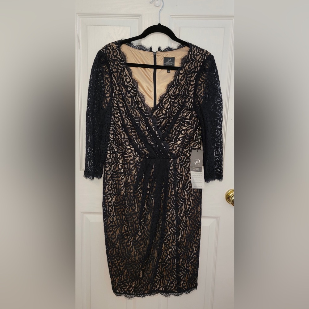 Beautiful Adrianna Papell navy blue cocktail dress NWT